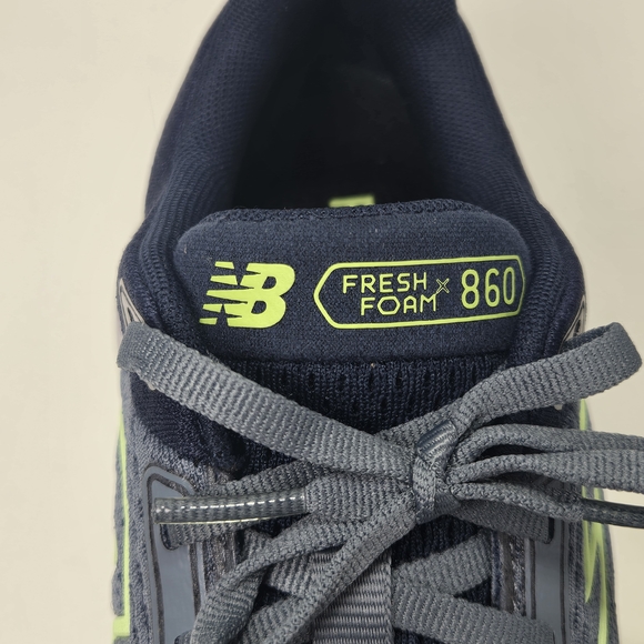 New Balance Fresh Foam X V860v14 Grey Lime Green Running Shoes Women's Size 6.5 - Picture 13 of 15
